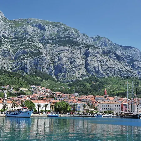 Kralja Petra Kresimira V Makarska